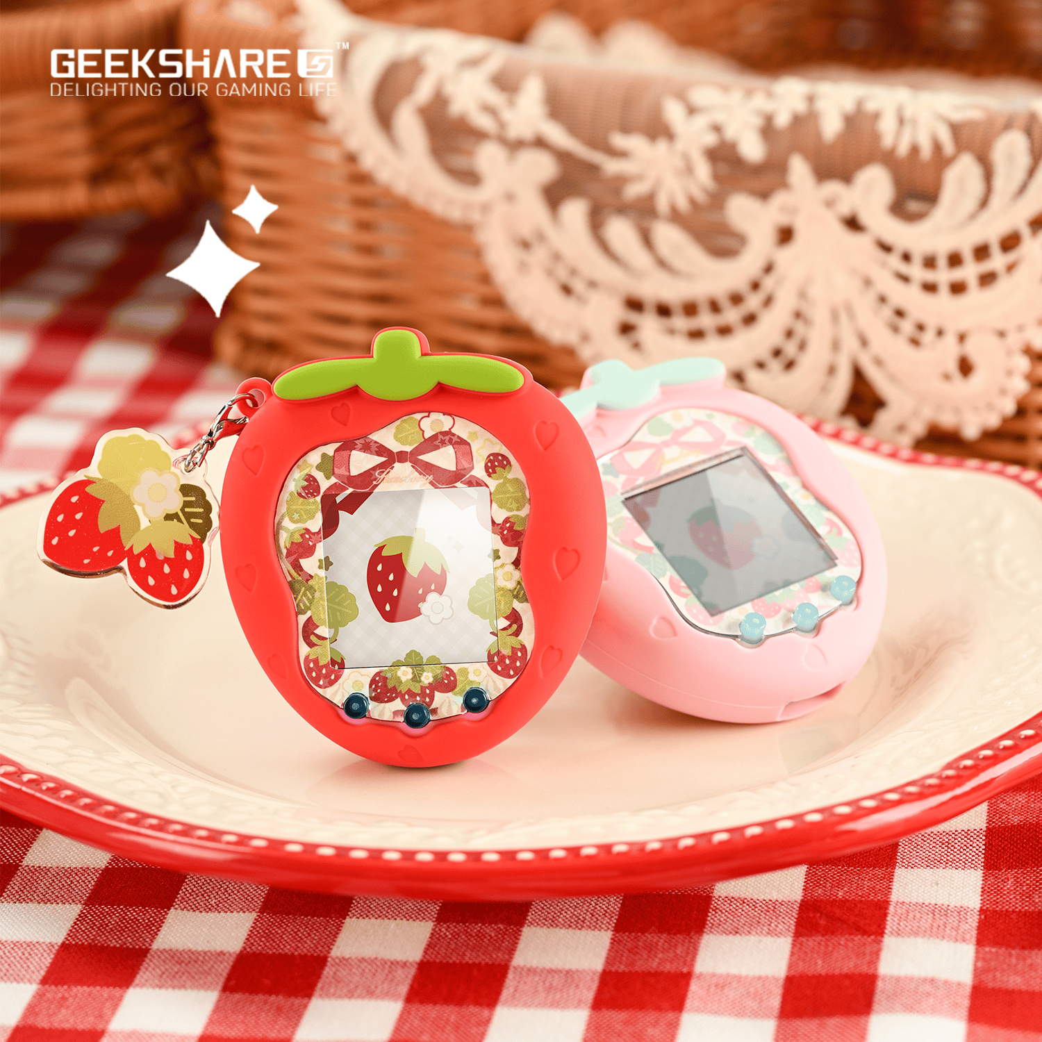 GeekShare Tamagotchi Uni Case - Creamy Strawberry