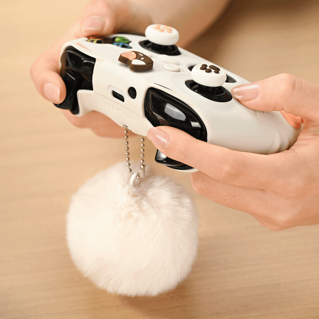 GeekShare Calico Cat Gaming Console Skin for PS5 & Xbox